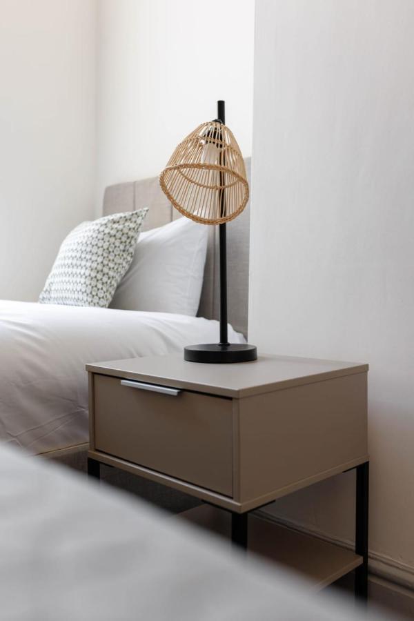Newly Renovated Apartments In Liverpool - Extended Stay Zewnętrze zdjęcie